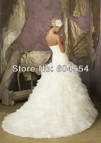 Свадебное платье с воланами